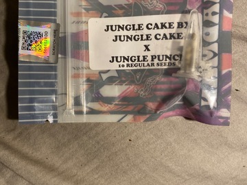 Selling: Jungle cake bx