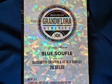 Vente: Blue Soufle (Blueberry Cruffin x Project 4516 x Souflé)