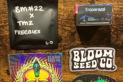 Sell: NEW Troparazzi from Bloom