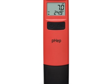 Selling: Waterproof Pocket pH Meter & 7 Months of Solutions