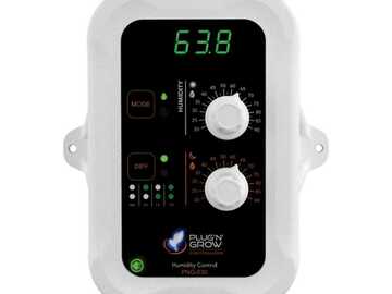 Sell: Plug n Grow PNG030 Day and Night Humidity Controller with Display